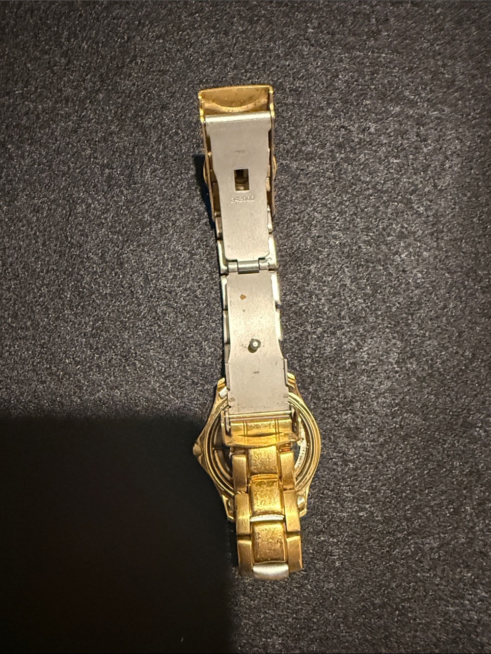 Fossil Gold-Tone Linked Bracelet Watch - Picture 5 of 6